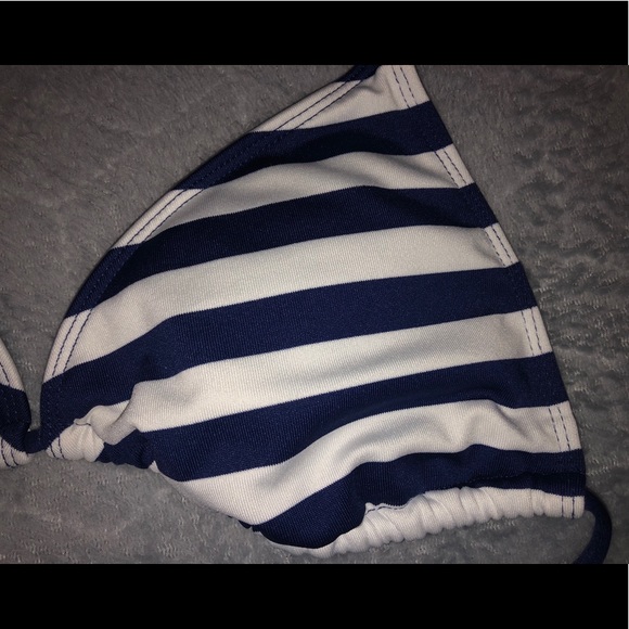 Mossimo navy and white striped bikini top - Picture 3 of 5